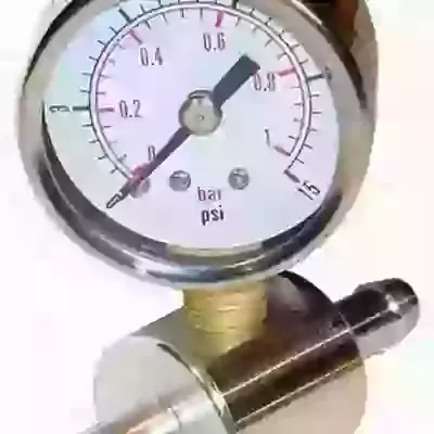 Fuel Pressure Gauges & Accessories